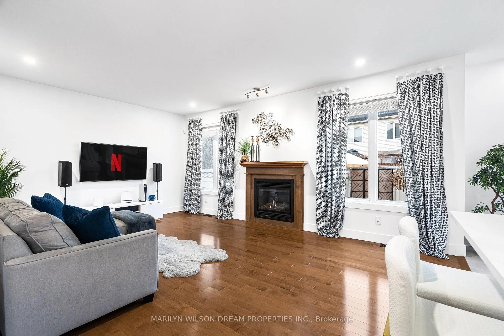 Photo 7 of 84 Branthaven Street, Ottawa, Avalon East — HOMEH