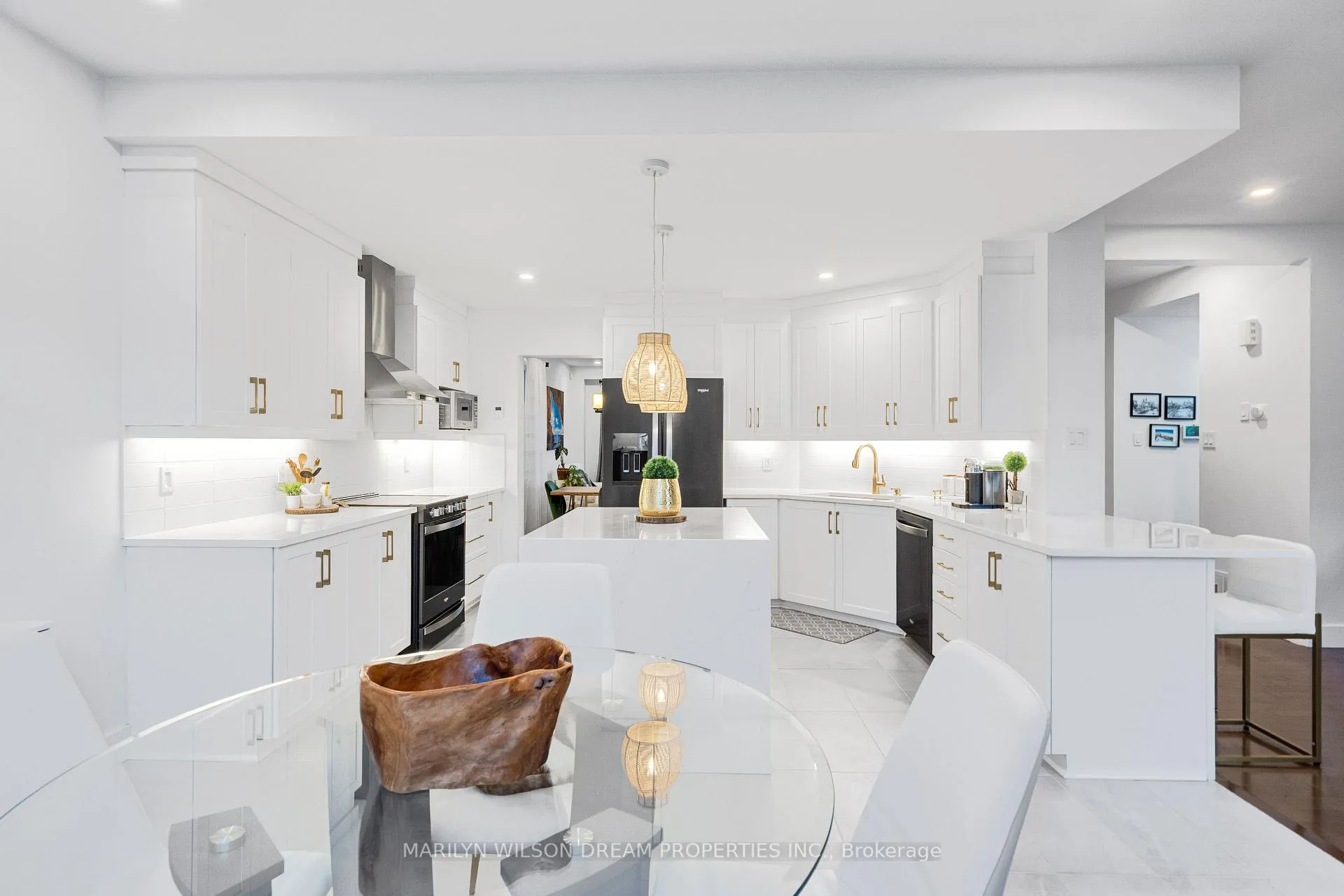 Photo 12 of 84 Branthaven Street, Ottawa, Avalon East — HOMEH