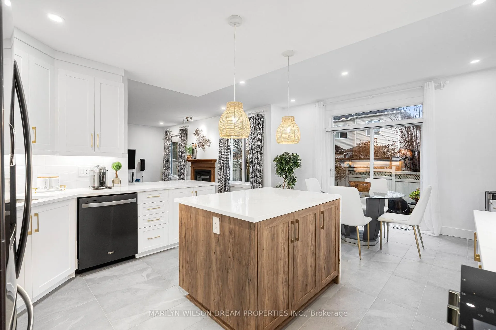 Photo 14 of 84 Branthaven Street, Ottawa, Avalon East — HOMEH