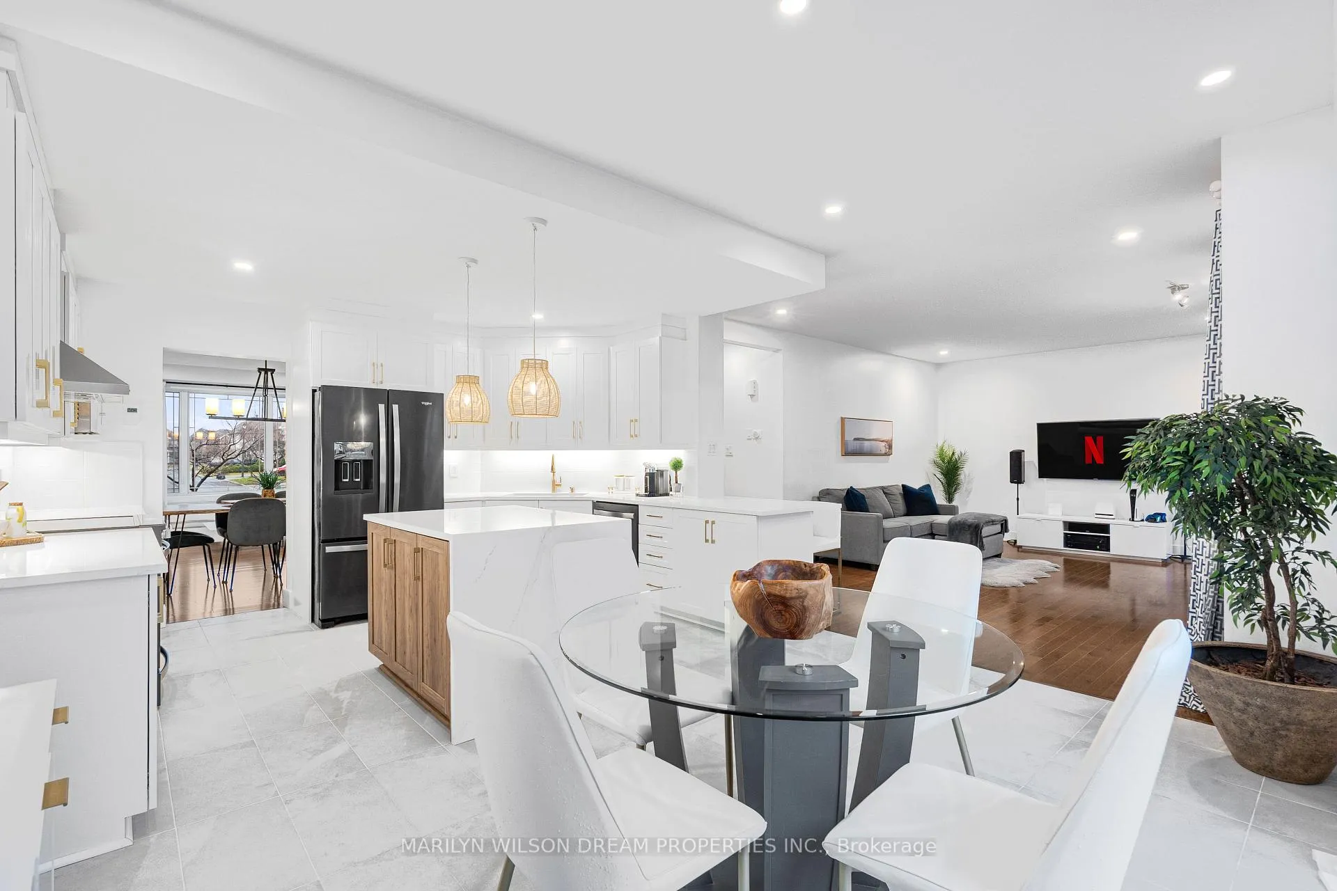 Photo 15 of 84 Branthaven Street, Ottawa, Avalon East — HOMEH