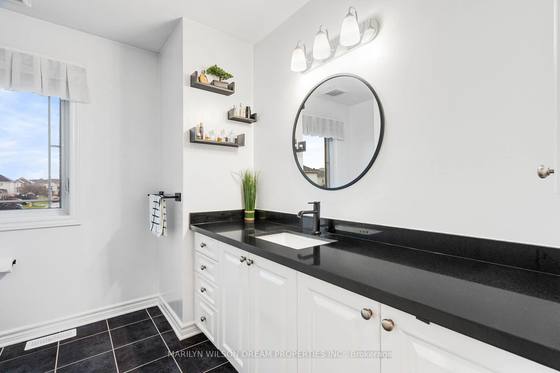 Photo 36 of 84 Branthaven Street, Ottawa, Avalon East — HOMEH