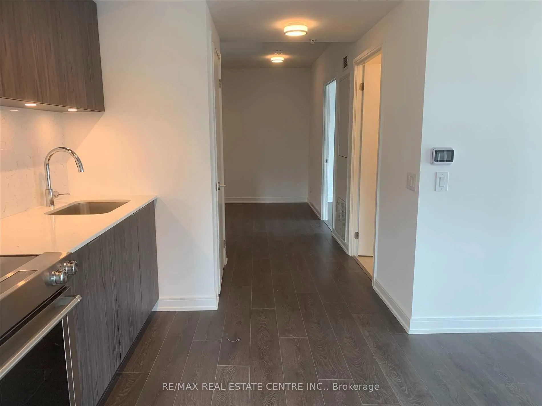 Photo 8 of Unit 710, 30 Samuel Wood Way, Etobicoke, Islington-City Centre West — HOMEH