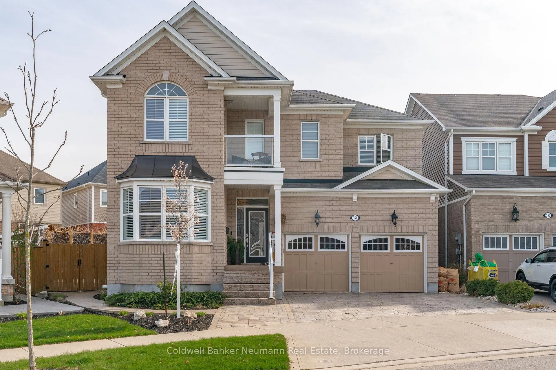 Photo 2 of 356 Falling Green Crescent, Kitchener — HOMEH
