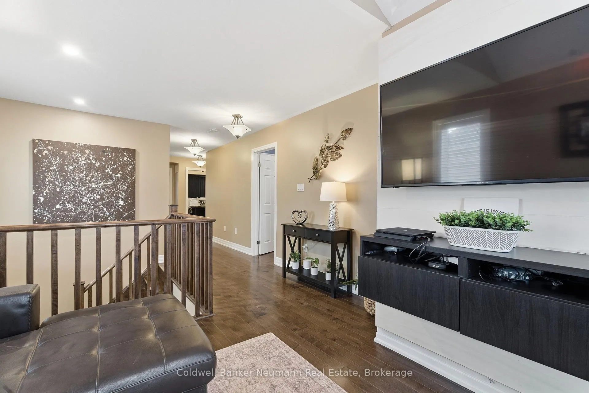 Photo 21 of 356 Falling Green Crescent, Kitchener — HOMEH