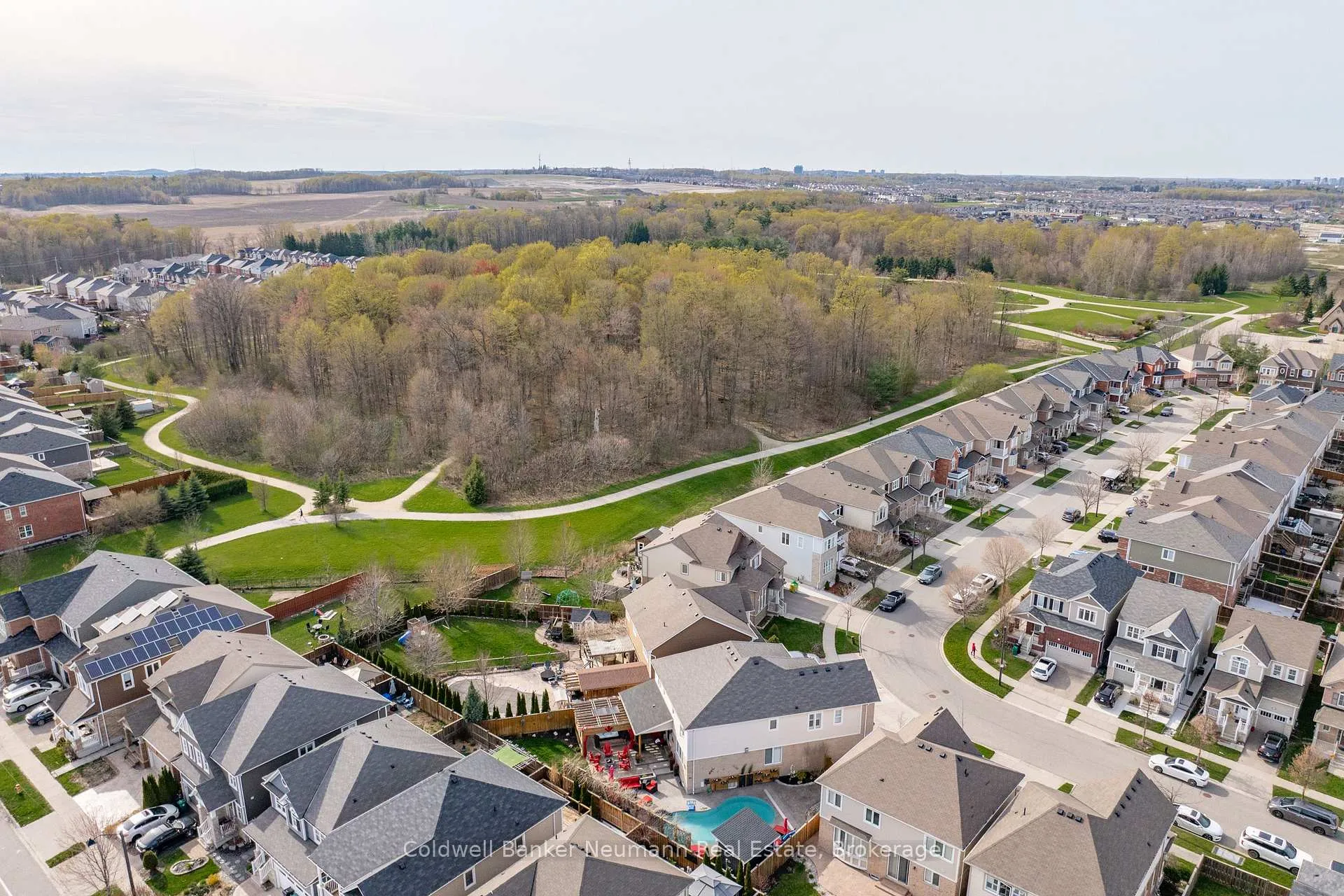 Photo 40 of 356 Falling Green Crescent, Kitchener — HOMEH