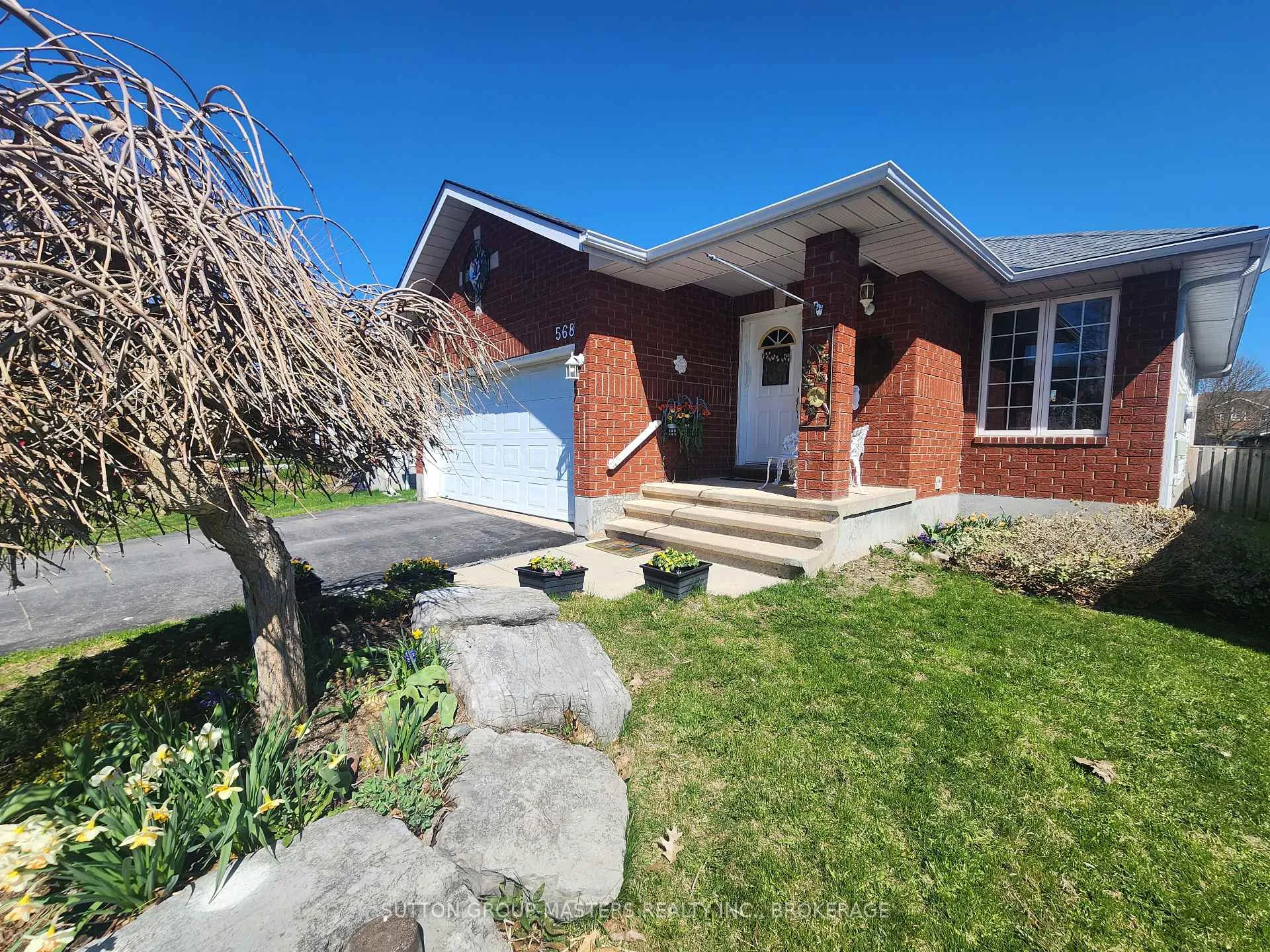 Photo 3 of 568 Roosevelt Drive, Kingston, City Southwest — HOMEH