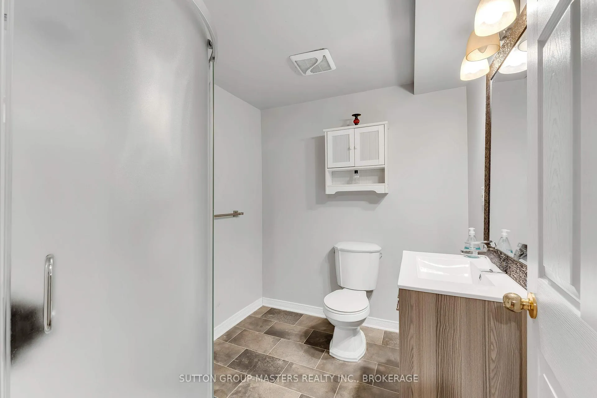 Photo 35 of 568 Roosevelt Drive, Kingston, City Southwest — HOMEH