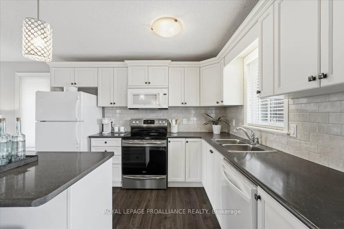 Photo 16 of 153 Lester Road, Quinte West, Sidney Ward — HOMEH