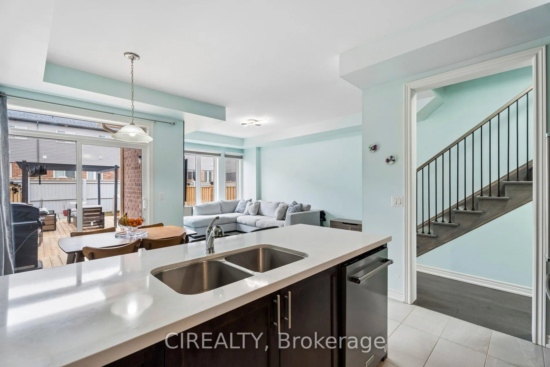 Photo 21 of 357 Raymond Road, Hamilton, Meadowlands — HOMEH