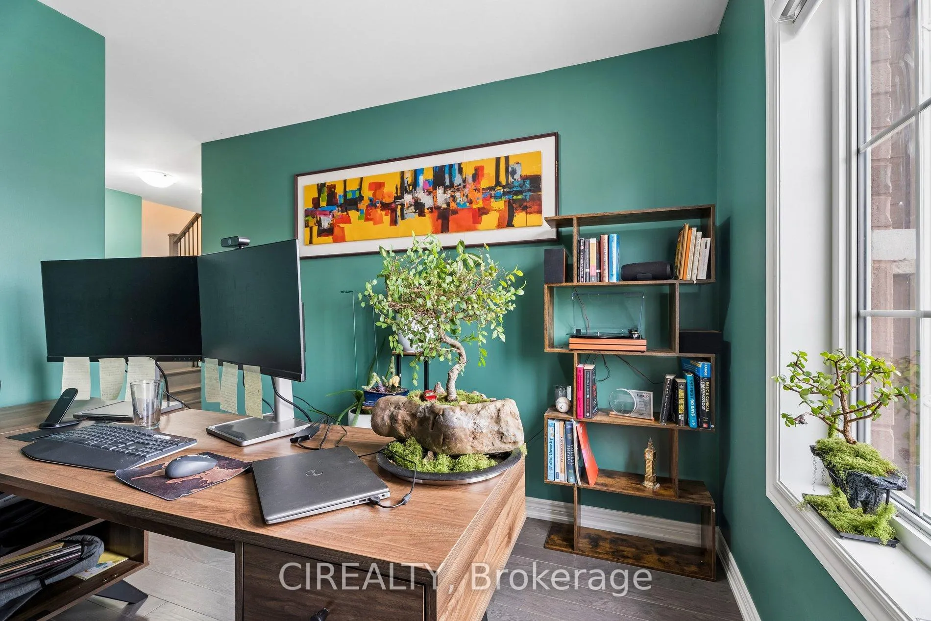Photo 27 of 357 Raymond Road, Hamilton, Meadowlands — HOMEH