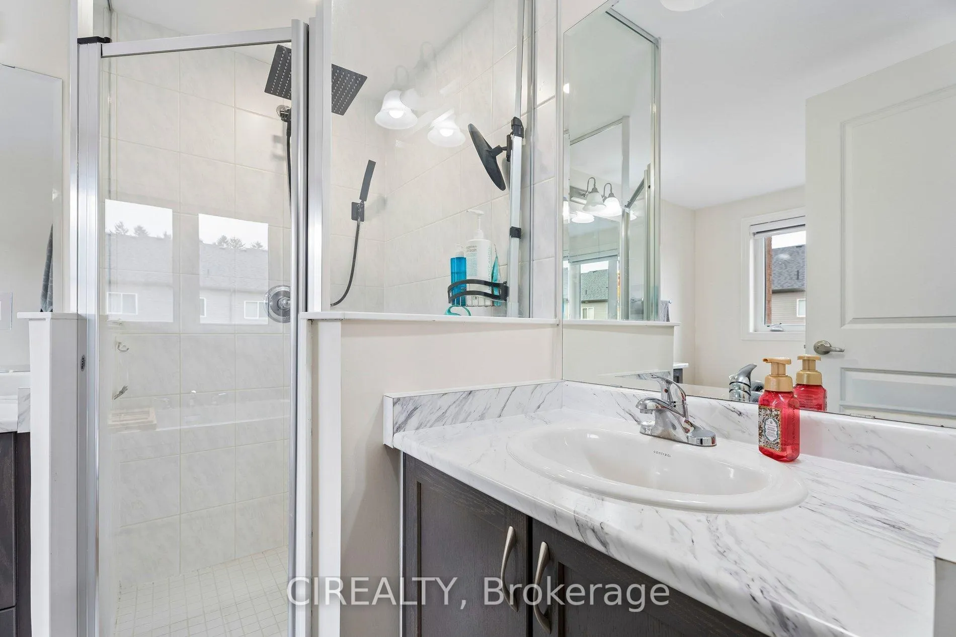 Photo 31 of 357 Raymond Road, Hamilton, Meadowlands — HOMEH