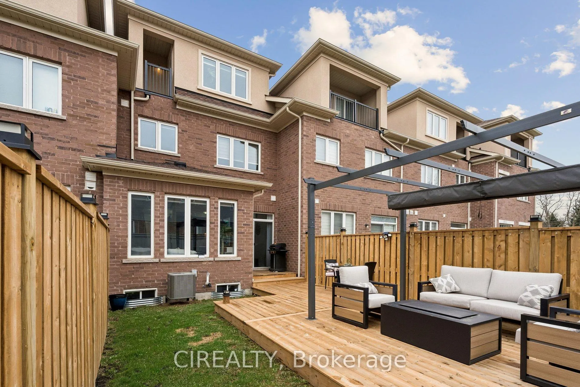 Photo 45 of 357 Raymond Road, Hamilton, Meadowlands — HOMEH