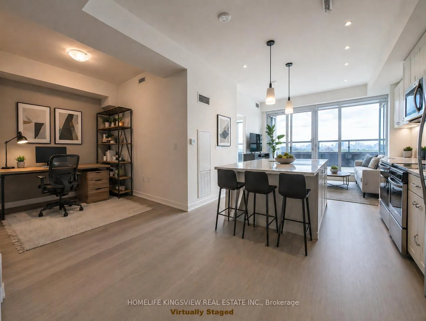 Photo 2 of Unit 910, 859 The Queensway, Etobicoke, Stonegate-Queensway — HOMEH