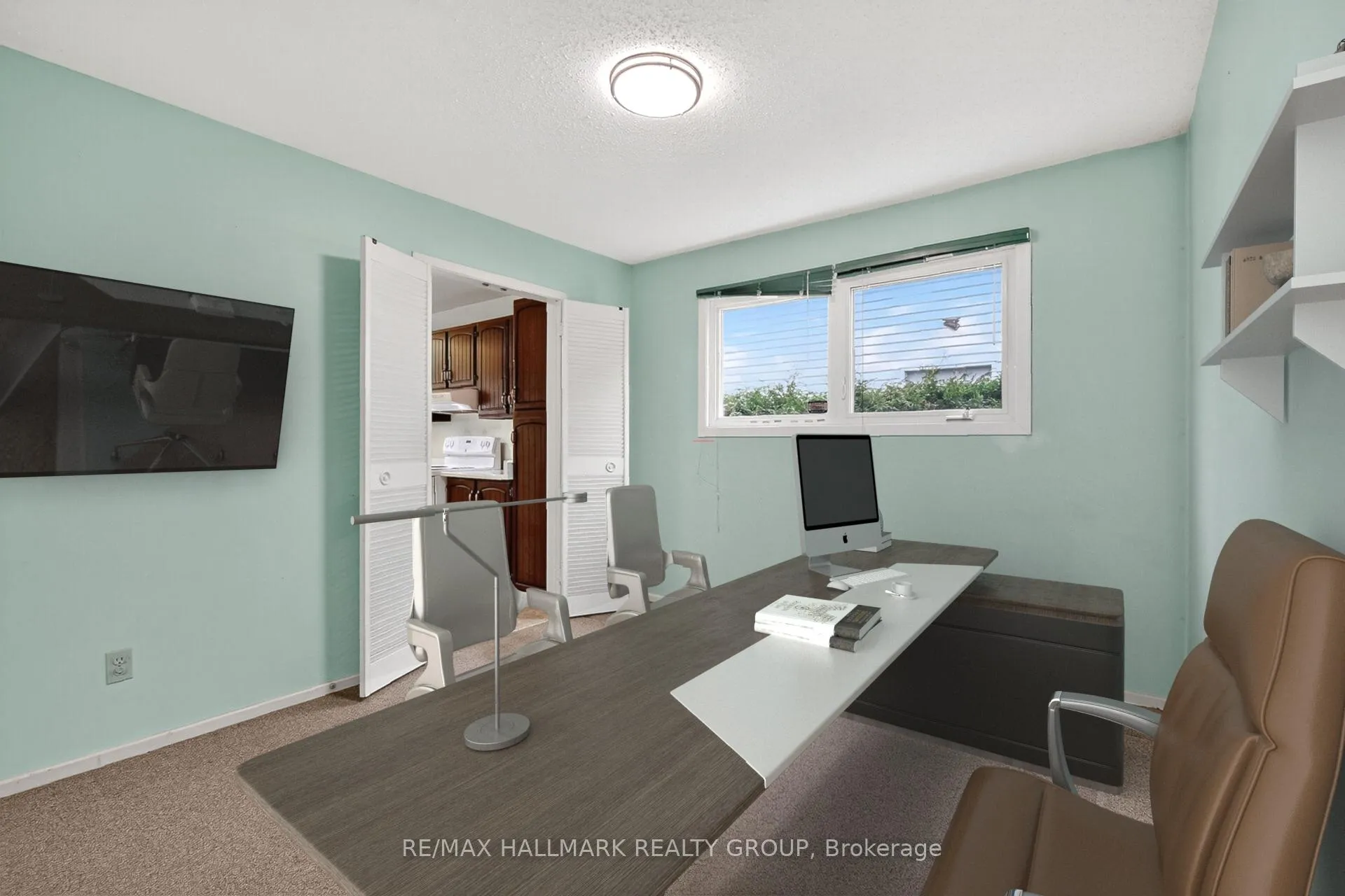 Photo 12 of 1415 Plumber Avenue, Ottawa, Carson Grove — HOMEH