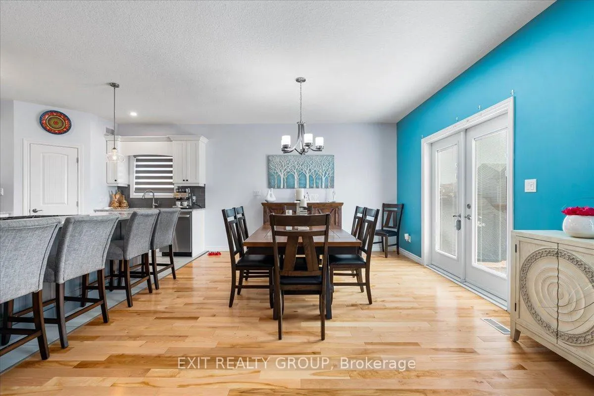 Photo 12 of 18 Gilbert Crescent, Prince Edward County, Picton — HOMEH