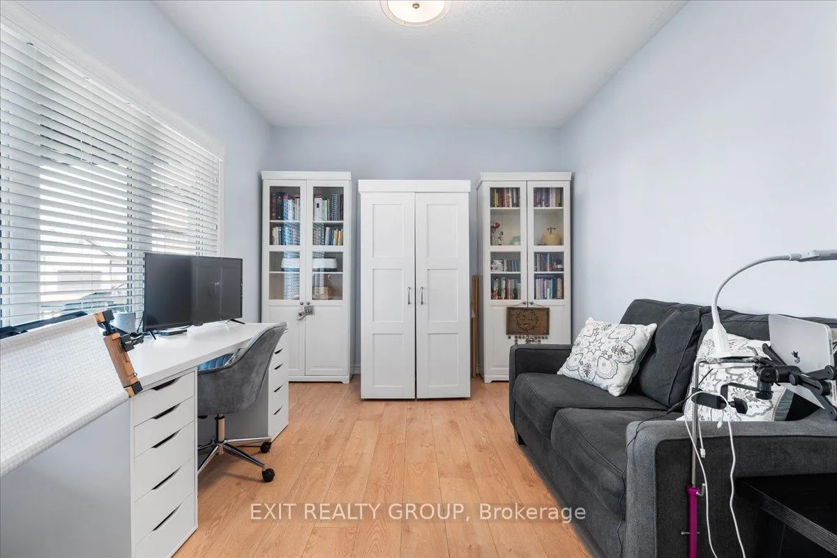 Photo 17 of 18 Gilbert Crescent, Prince Edward County, Picton — HOMEH