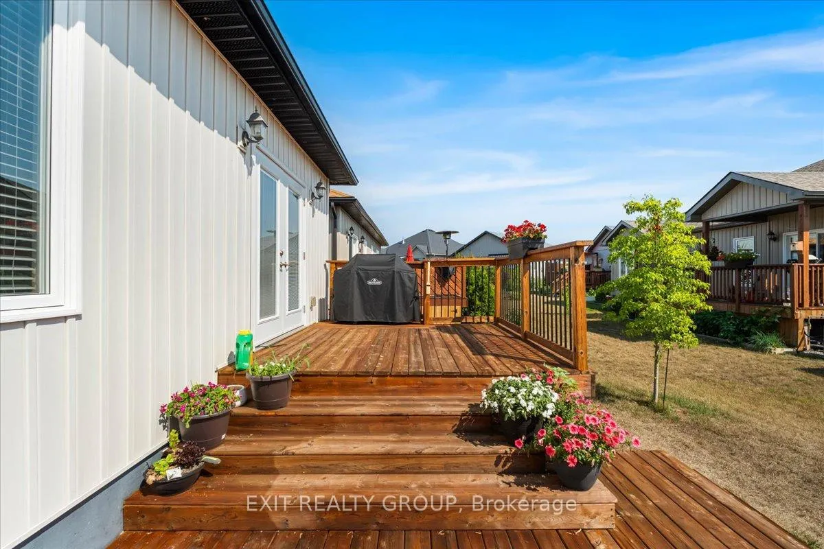 Photo 40 of 18 Gilbert Crescent, Prince Edward County, Picton — HOMEH