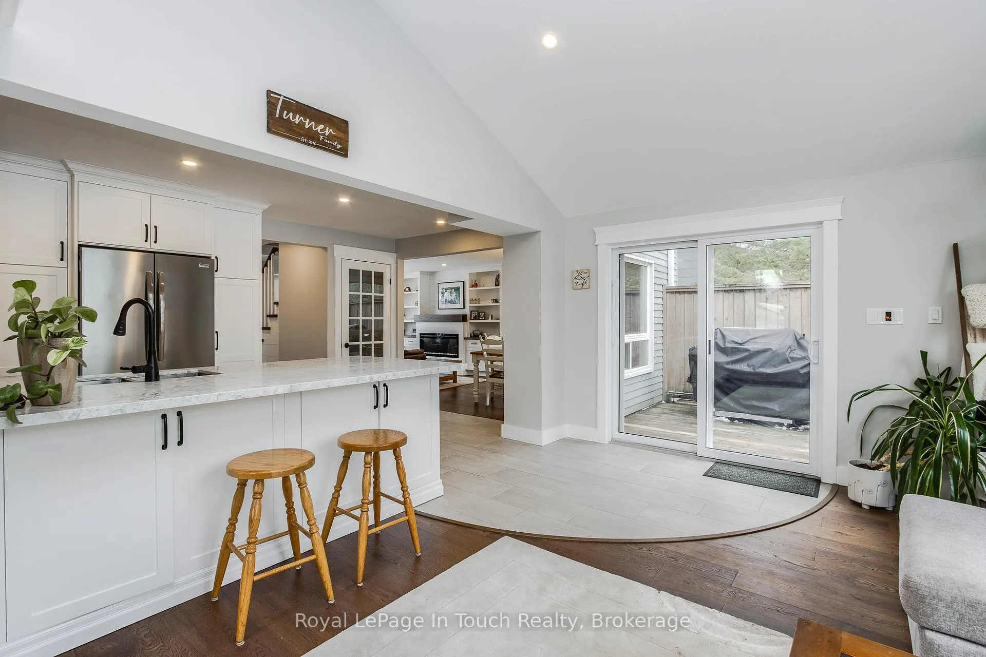 Photo 5 of 1130 Marcellus Drive, Midland — HOMEH