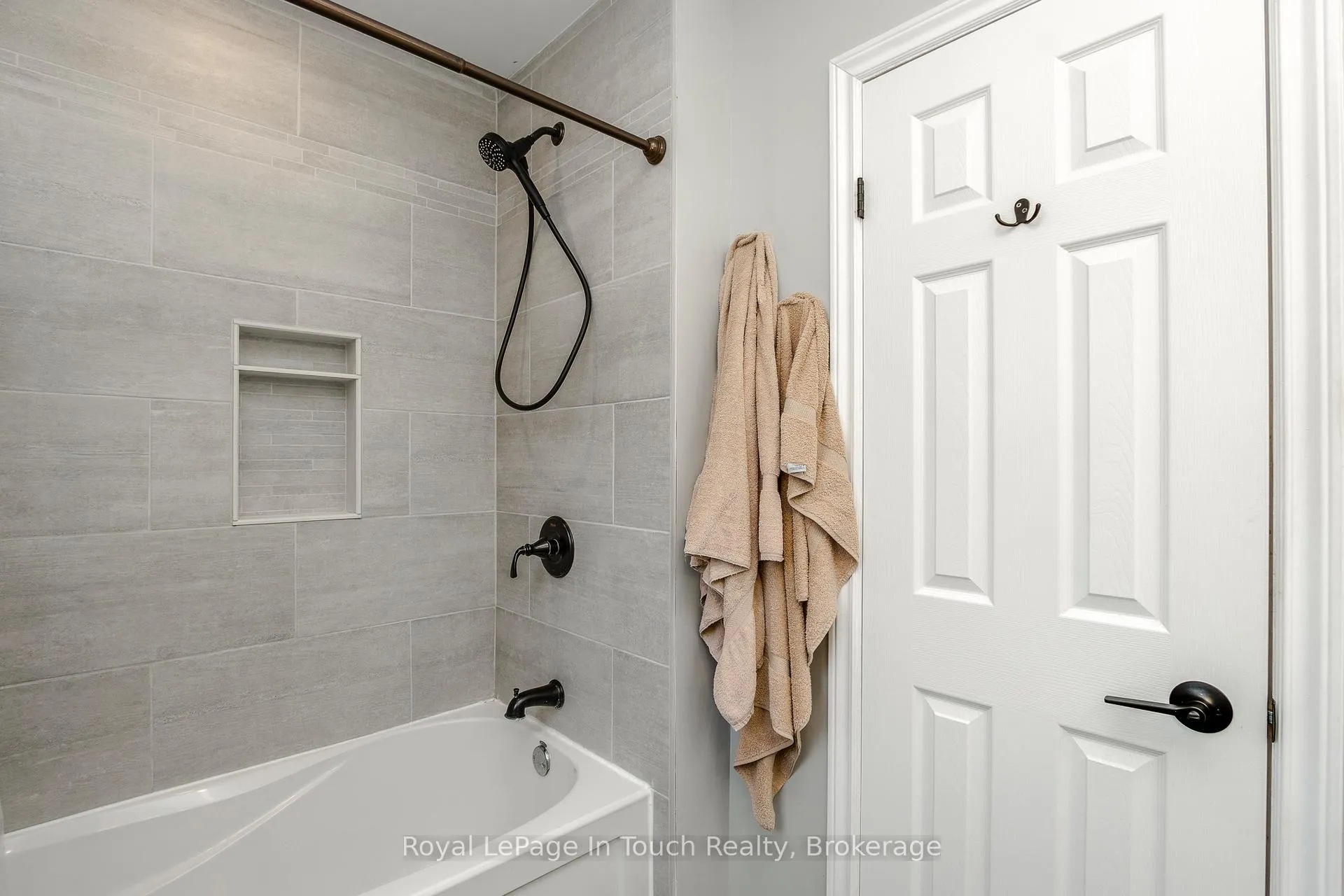 Photo 33 of 1130 Marcellus Drive, Midland — HOMEH