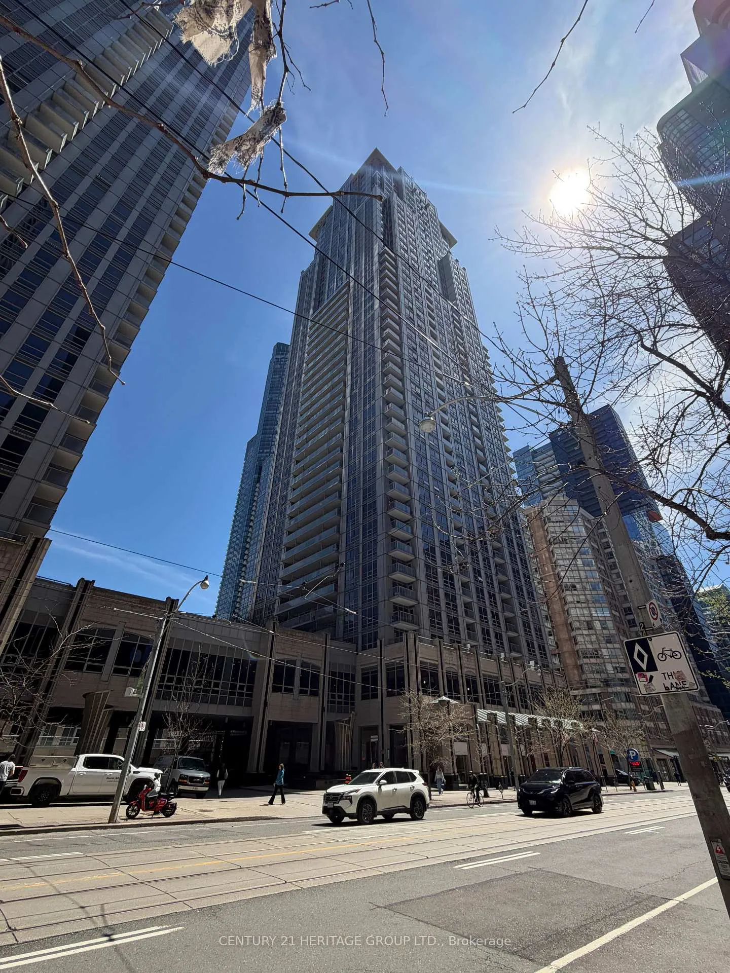 Photo 17 of Unit 708, 761 Bay Street, Toronto, Bay Street Corridor — HOMEH