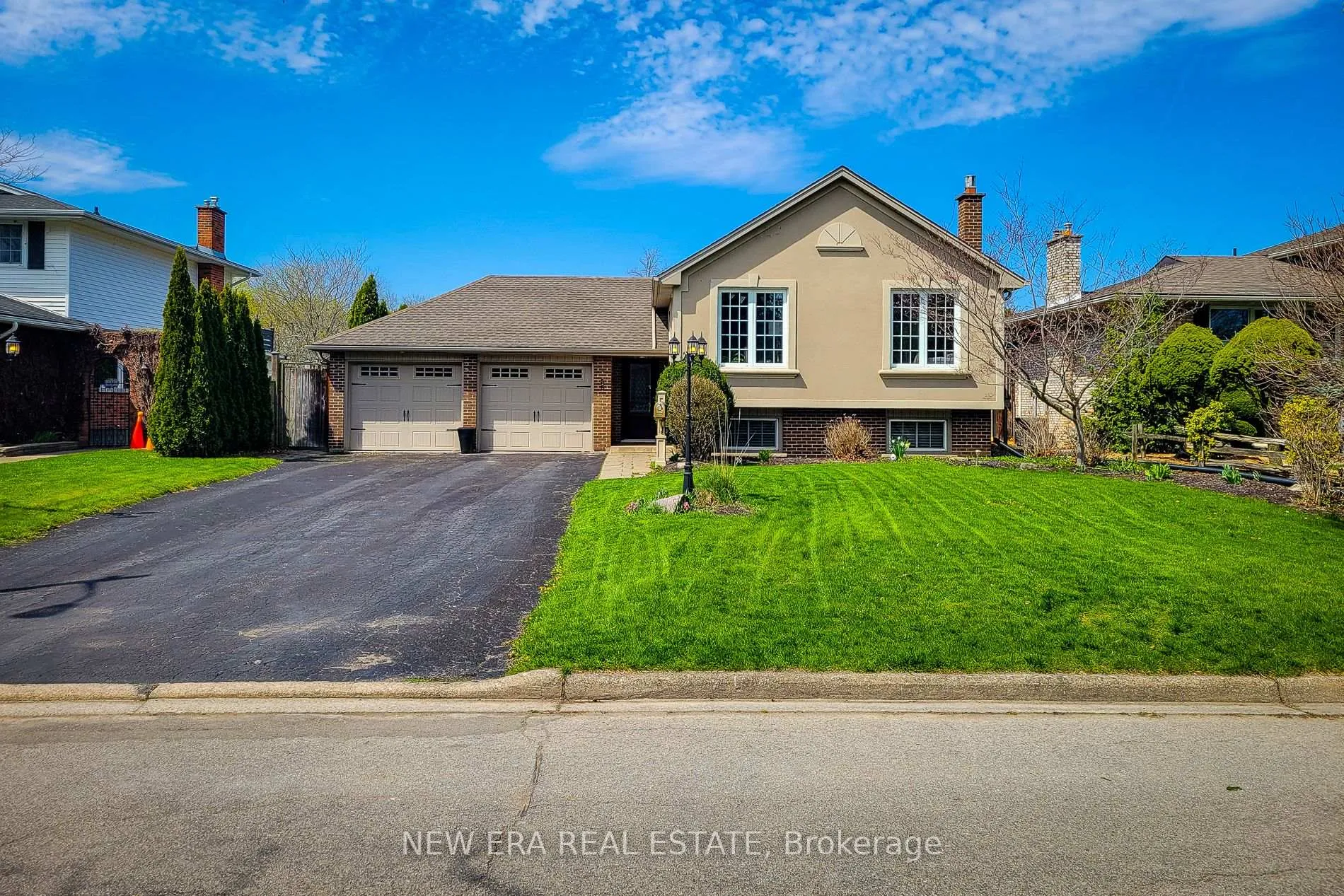 Photo 1 of 55 Spring Garden Boulevard, St. Catharines, Lakeshore — HOMEH