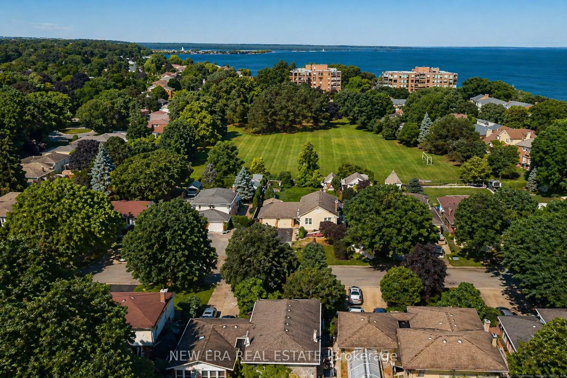 Photo 2 of 55 Spring Garden Boulevard, St. Catharines, Lakeshore — HOMEH