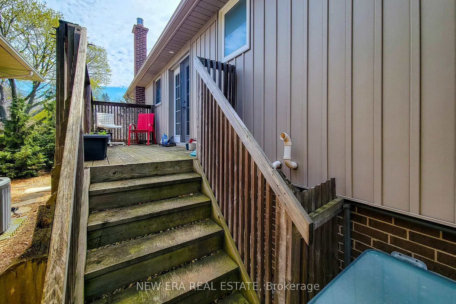 Photo 8 of 55 Spring Garden Boulevard, St. Catharines, Lakeshore — HOMEH