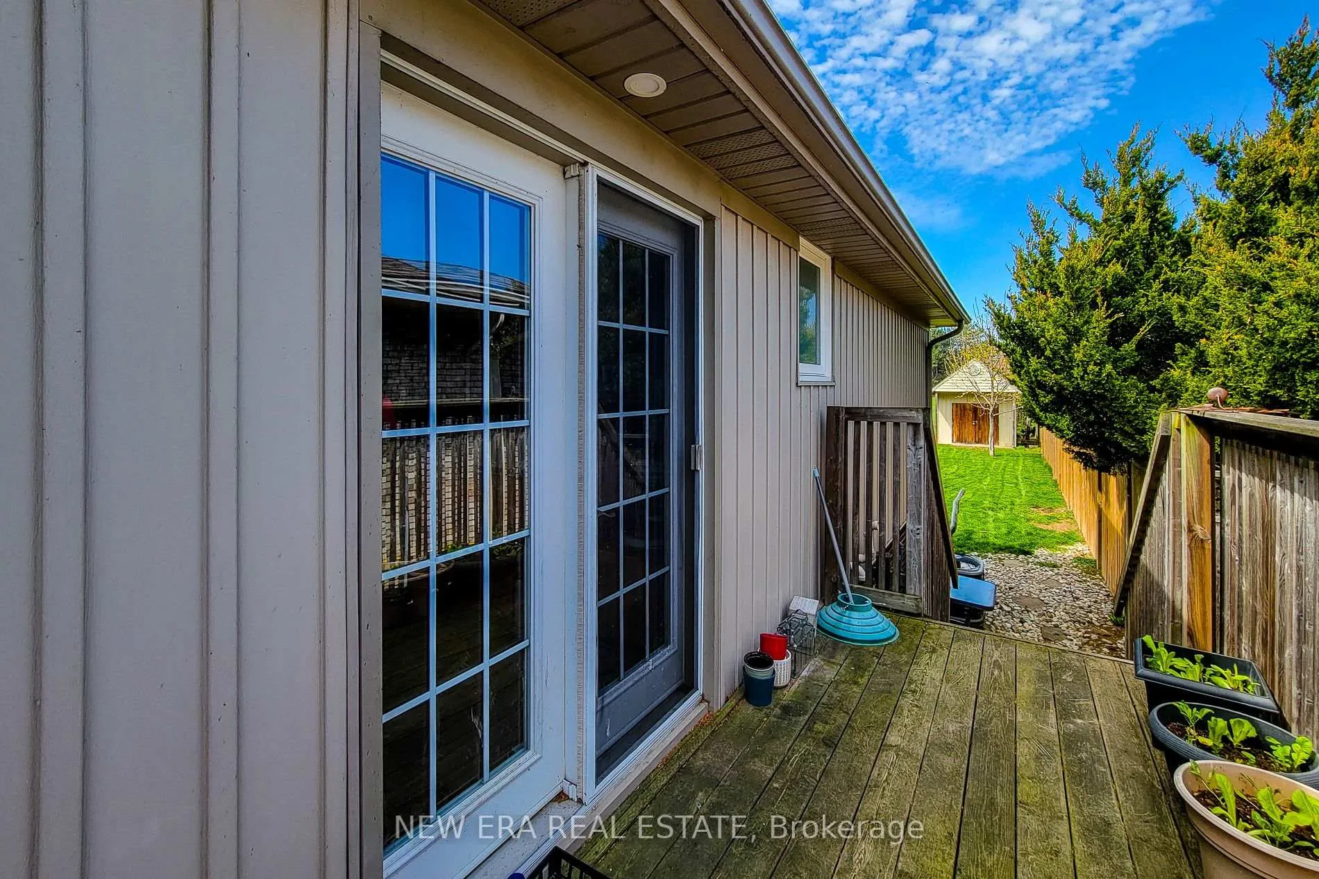 Photo 9 of 55 Spring Garden Boulevard, St. Catharines, Lakeshore — HOMEH