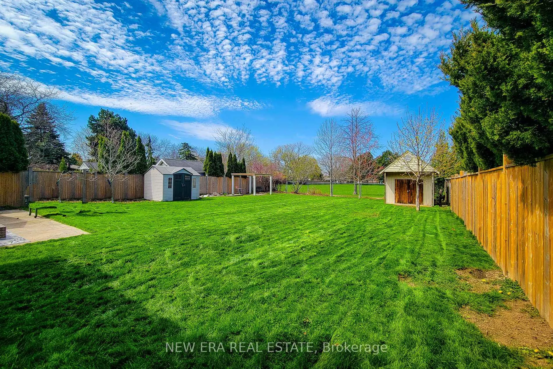 Photo 12 of 55 Spring Garden Boulevard, St. Catharines, Lakeshore — HOMEH