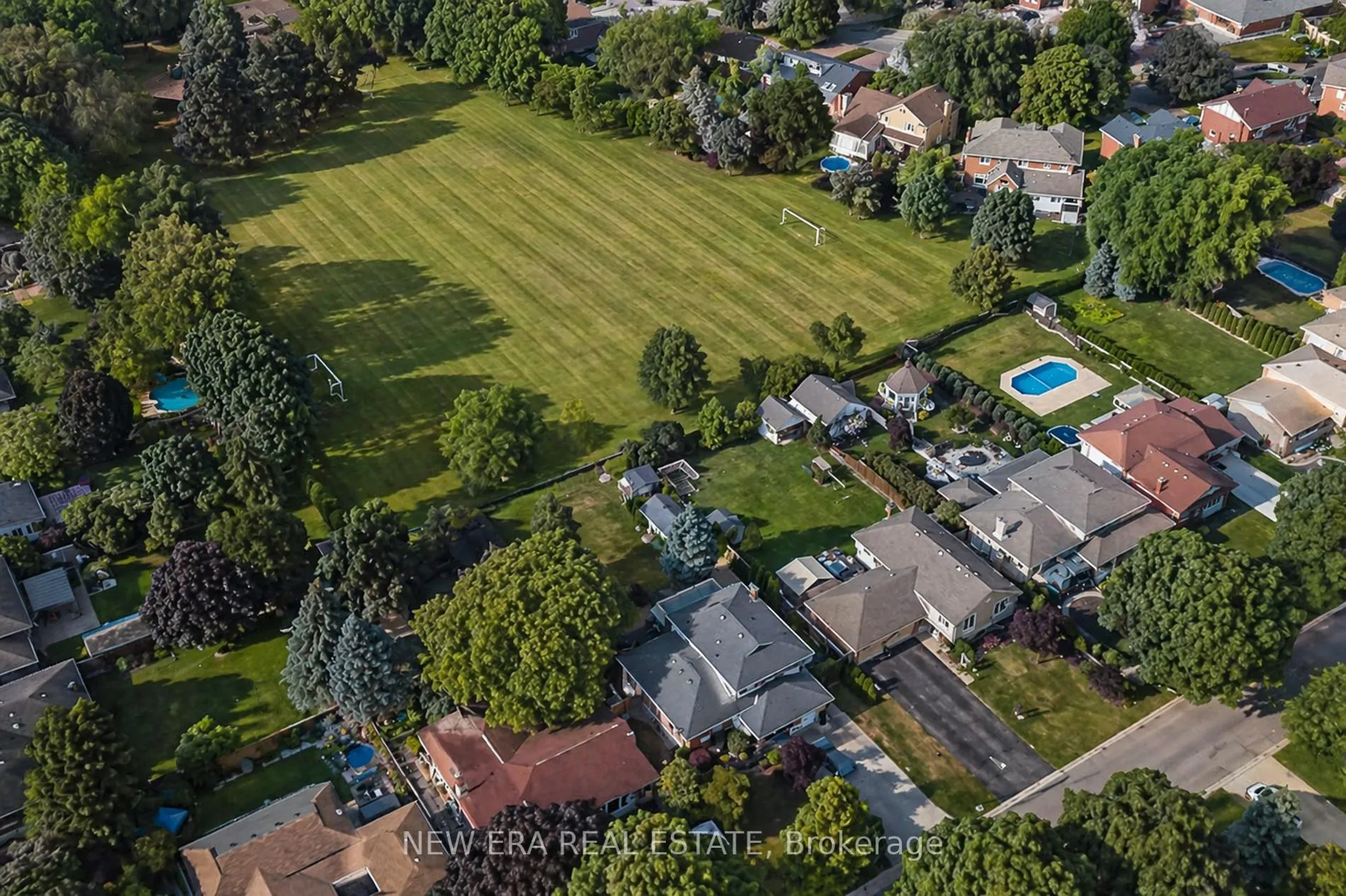 Photo 13 of 55 Spring Garden Boulevard, St. Catharines, Lakeshore — HOMEH