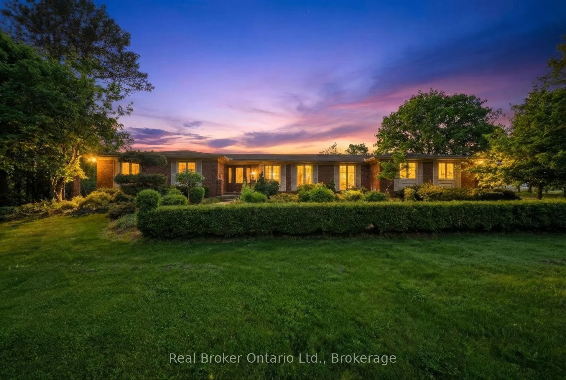 Photo 2 of 3 Meadowbrook Court, Brant, Brantford Twp — HOMEH