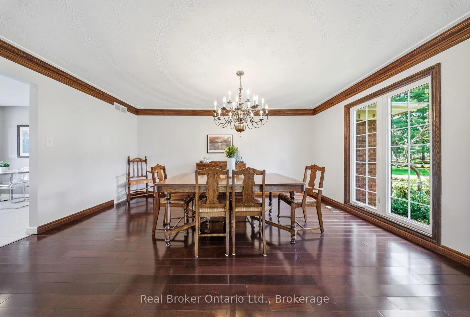 Photo 11 of 3 Meadowbrook Court, Brant, Brantford Twp — HOMEH