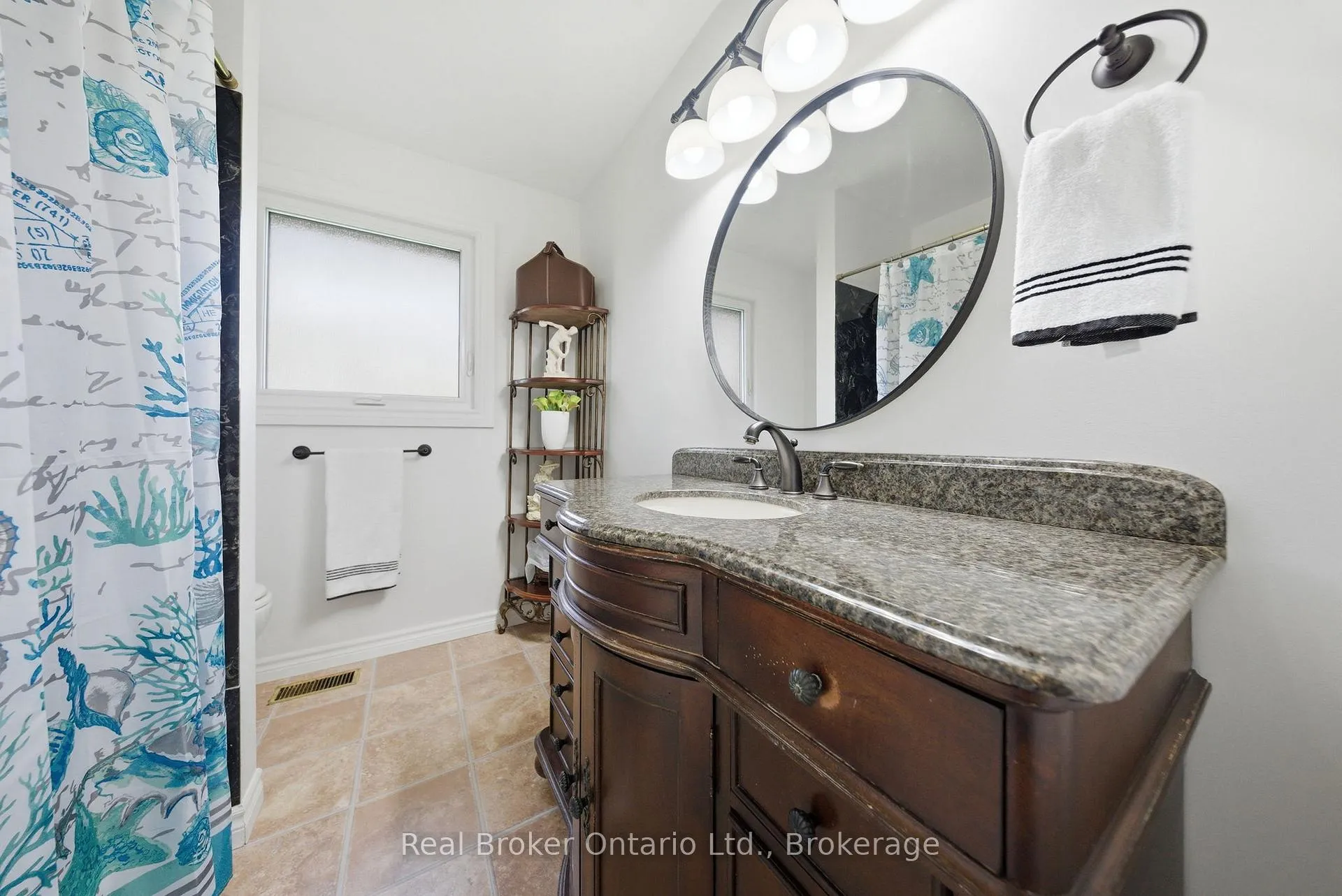 Photo 25 of 3 Meadowbrook Court, Brant, Brantford Twp — HOMEH