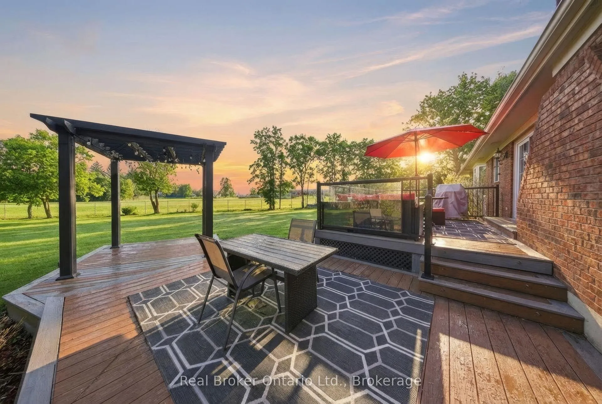 Photo 35 of 3 Meadowbrook Court, Brant, Brantford Twp — HOMEH