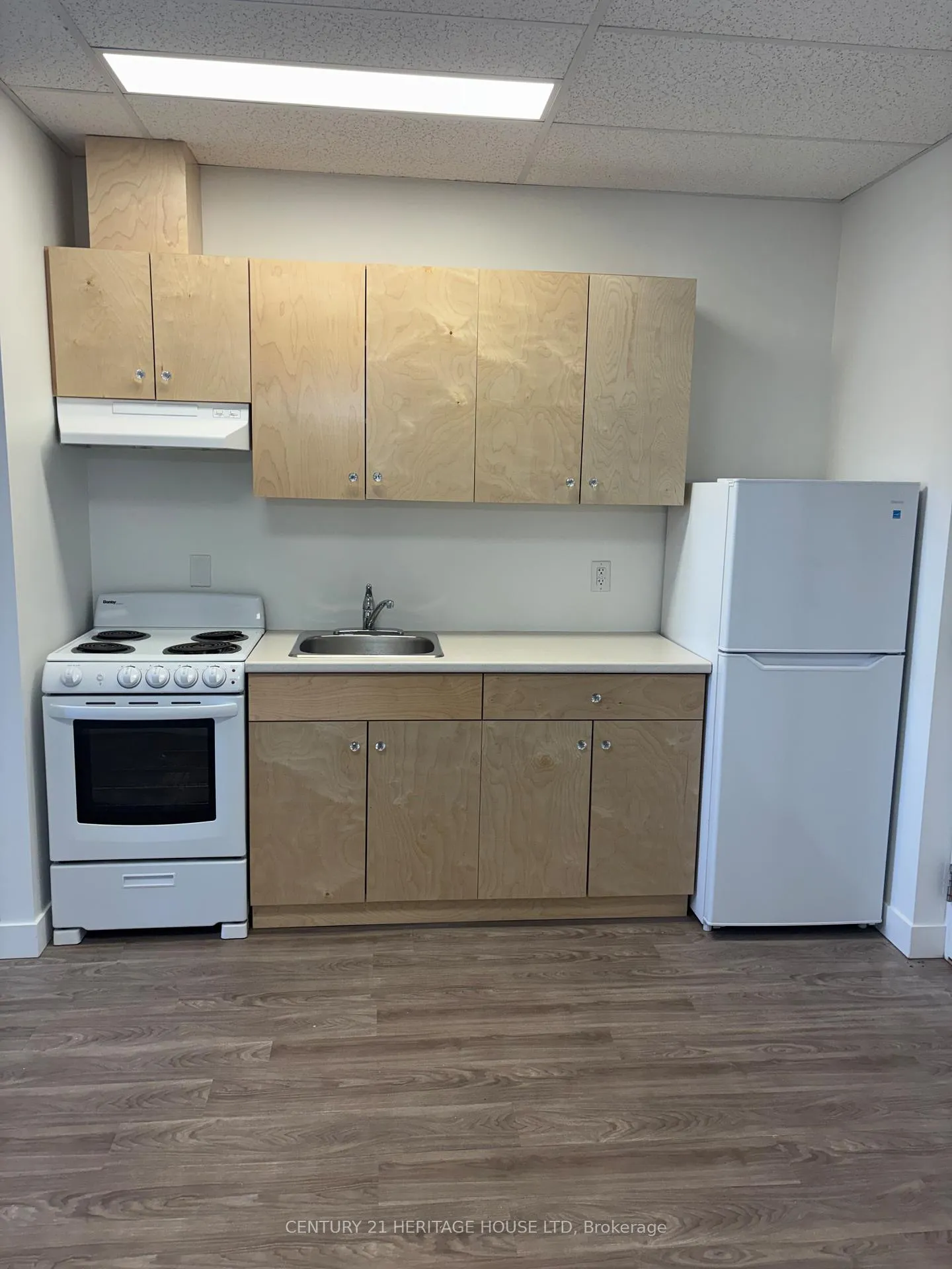 Photo 3 of Unit 212, 50 Scott Street, St. Thomas — HOMEH