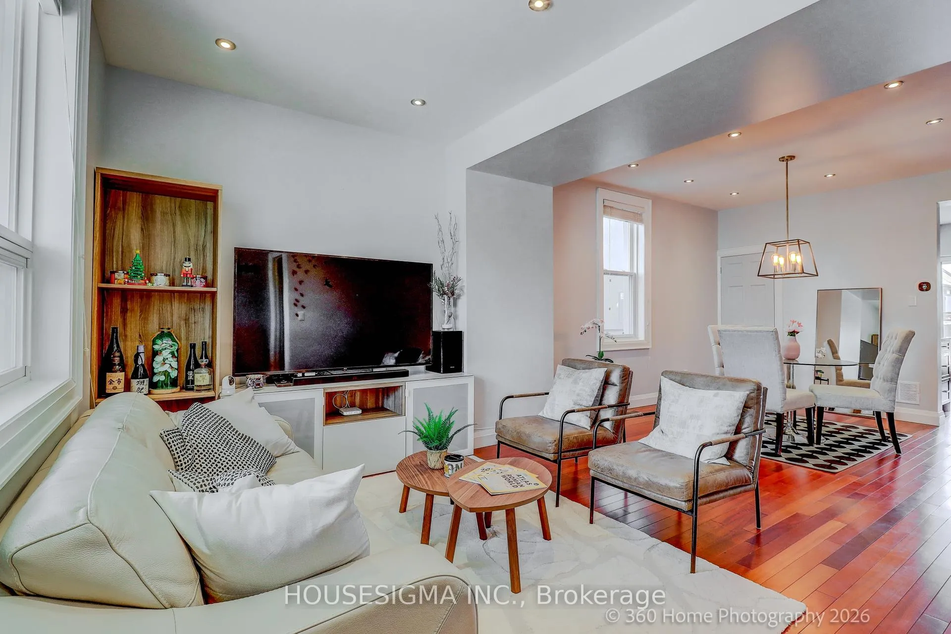 Photo 6 of 82 Redwood Avenue, Toronto, Greenwood-Coxwell — HOMEH
