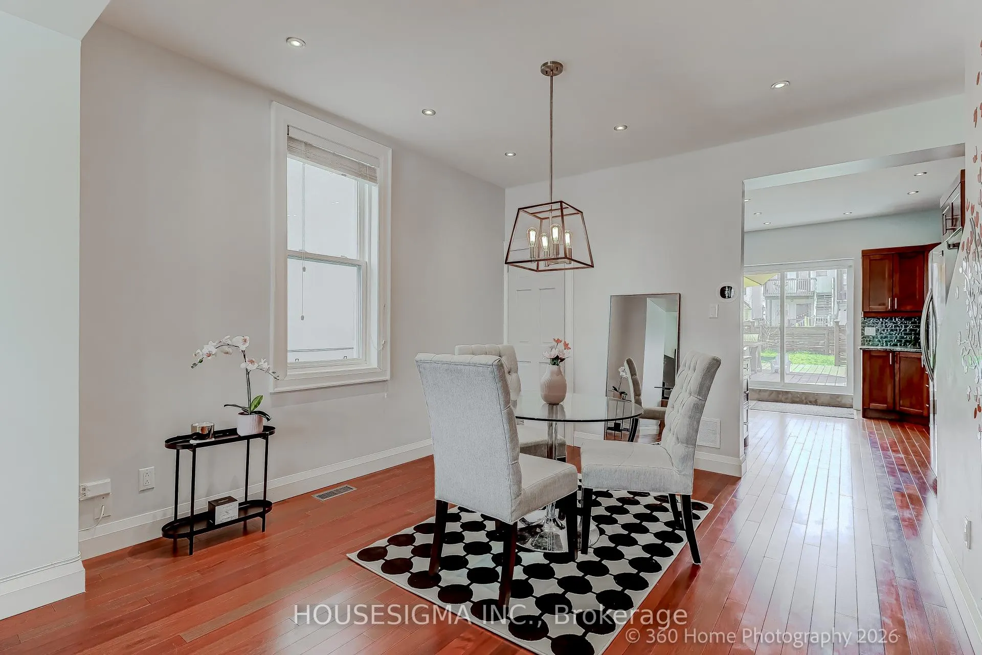 Photo 7 of 82 Redwood Avenue, Toronto, Greenwood-Coxwell — HOMEH