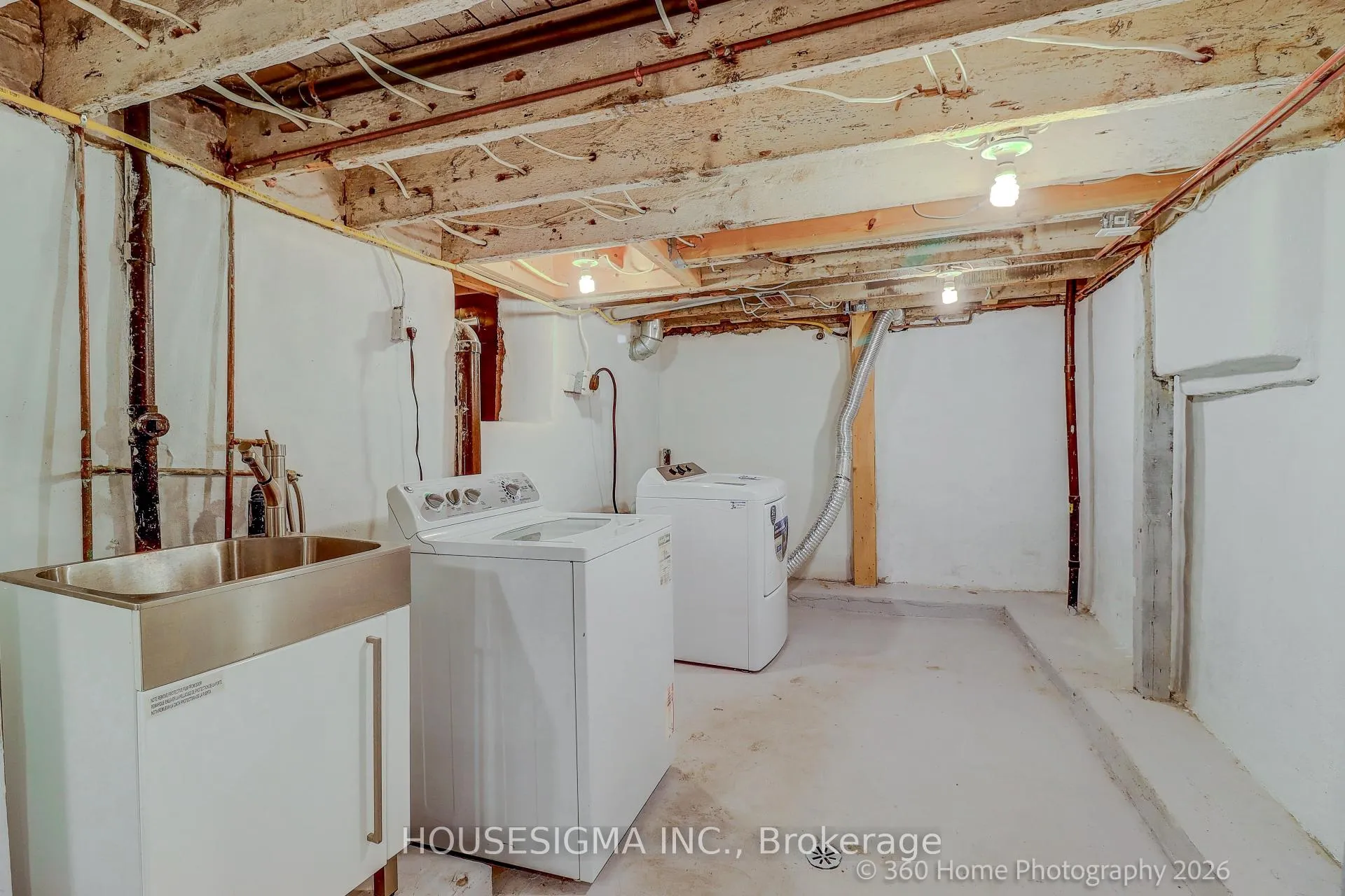 Photo 22 of 82 Redwood Avenue, Toronto, Greenwood-Coxwell — HOMEH