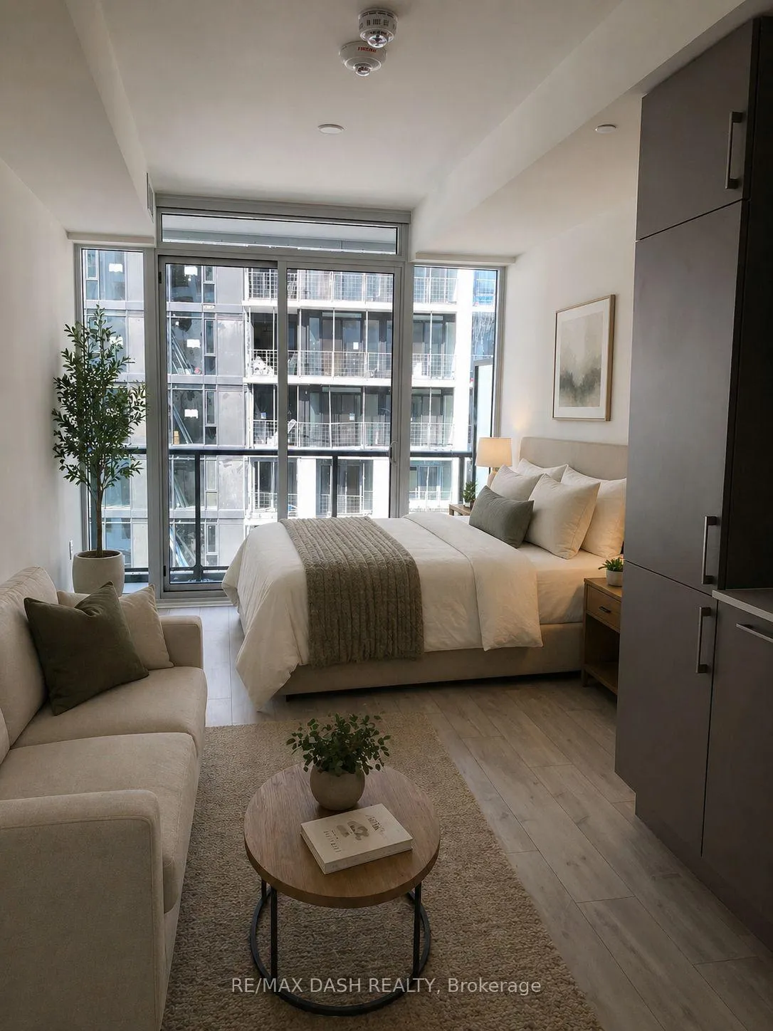 Photo 1 of Unit 1511E, 576 Front Street W, Toronto, Waterfront Communities — HOMEH
