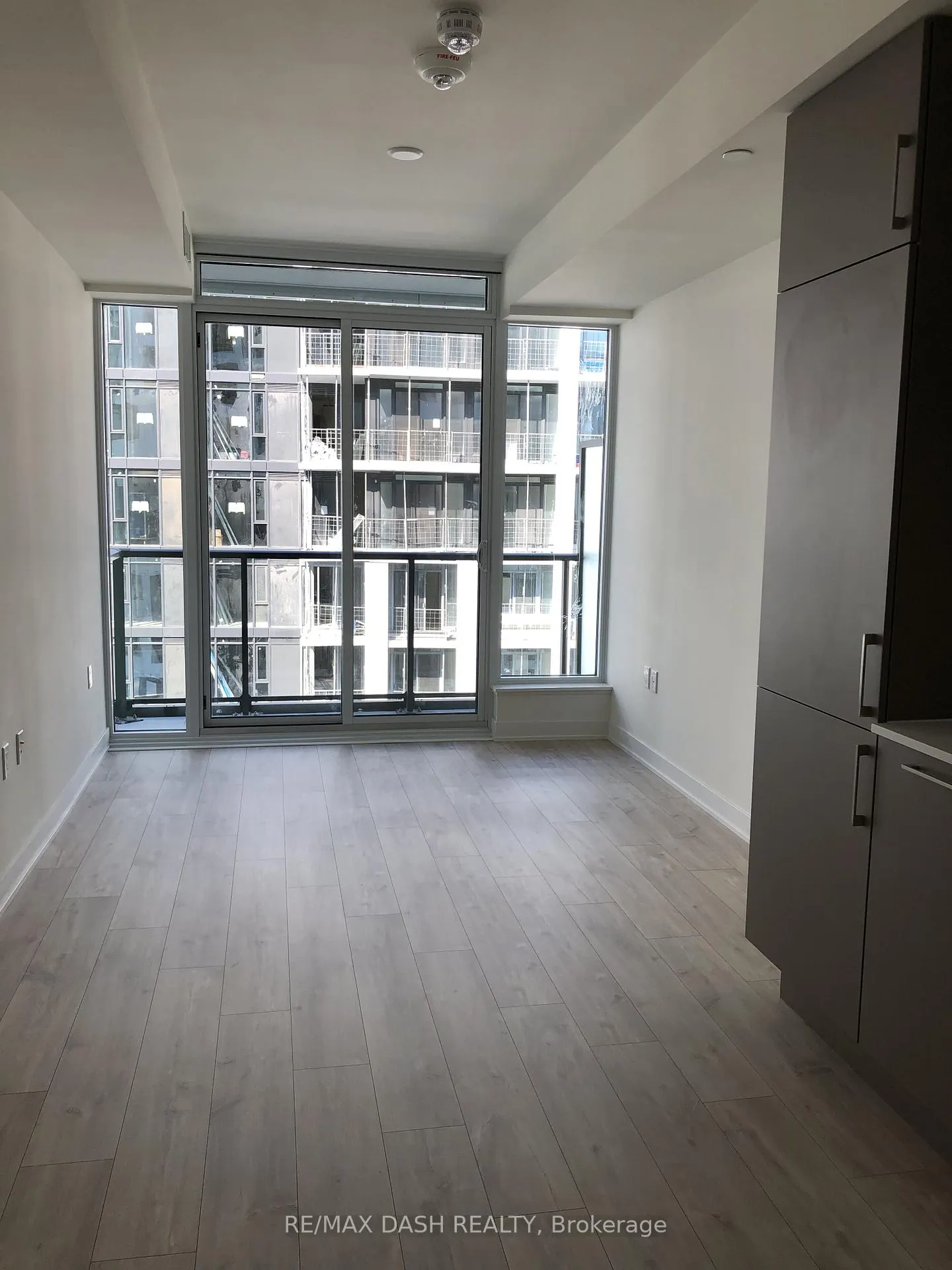 Photo 6 of Unit 1511E, 576 Front Street W, Toronto, Waterfront Communities — HOMEH