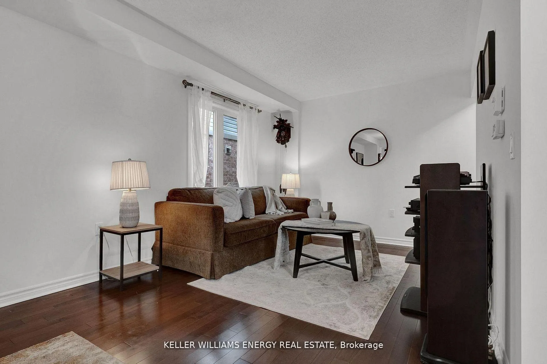 Photo 8 of 1379 Wadebridge Crescent, Oshawa, Eastdale — HOMEH