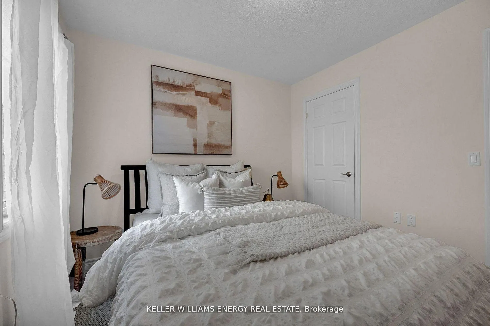 Photo 14 of 1379 Wadebridge Crescent, Oshawa, Eastdale — HOMEH