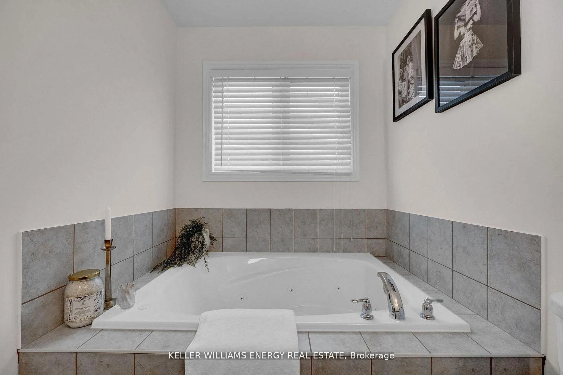 Photo 19 of 1379 Wadebridge Crescent, Oshawa, Eastdale — HOMEH