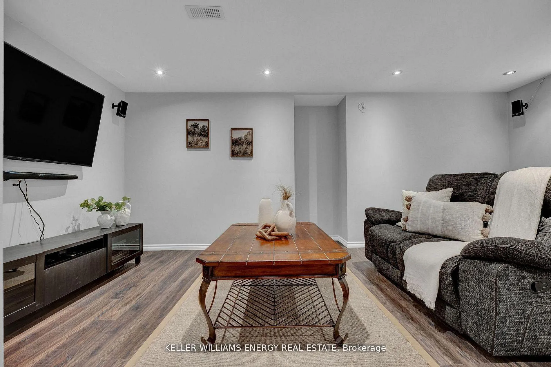 Photo 24 of 1379 Wadebridge Crescent, Oshawa, Eastdale — HOMEH