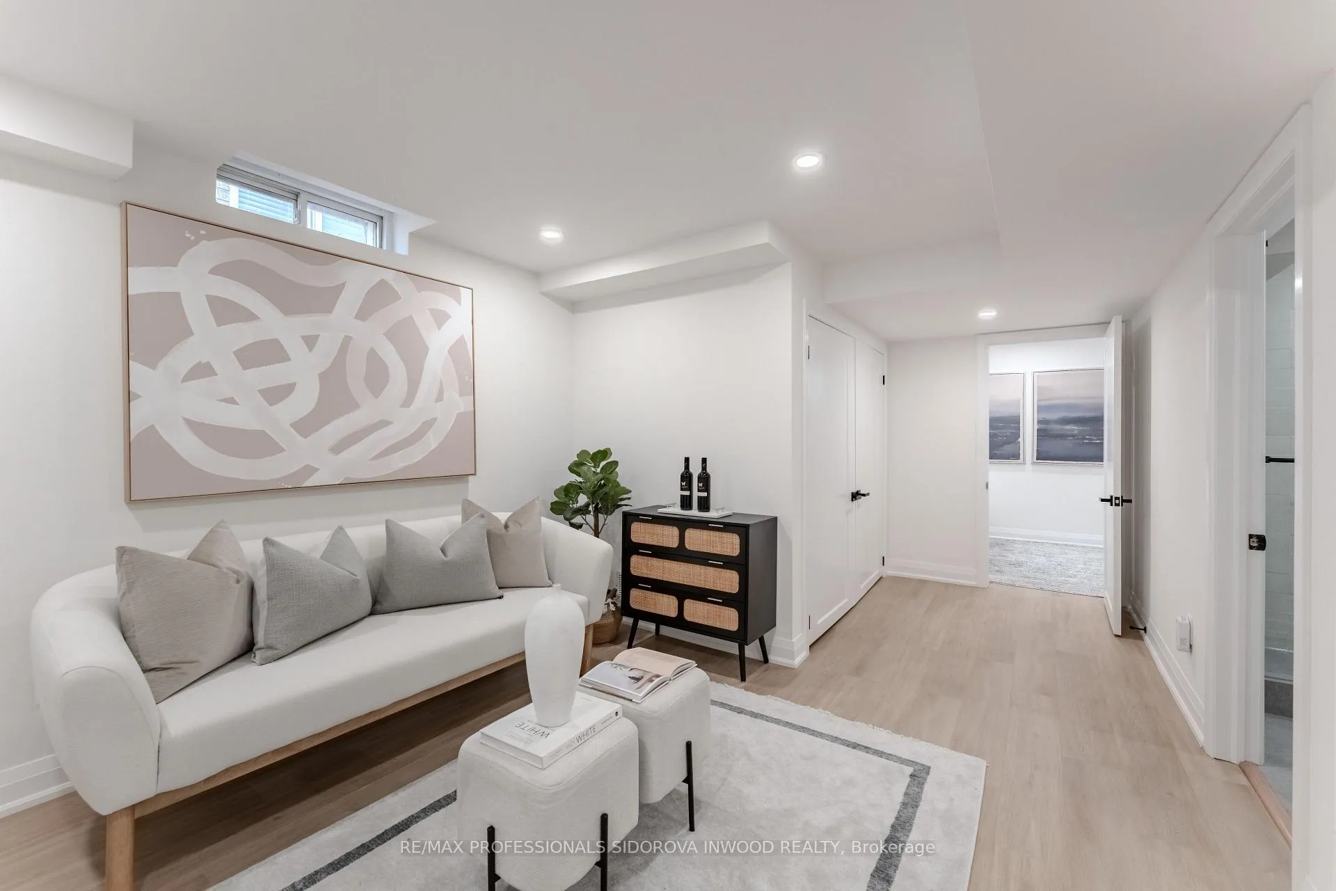 Photo 20 of 2218 Bluegrass Lane, Burlington, Orchard — HOMEH