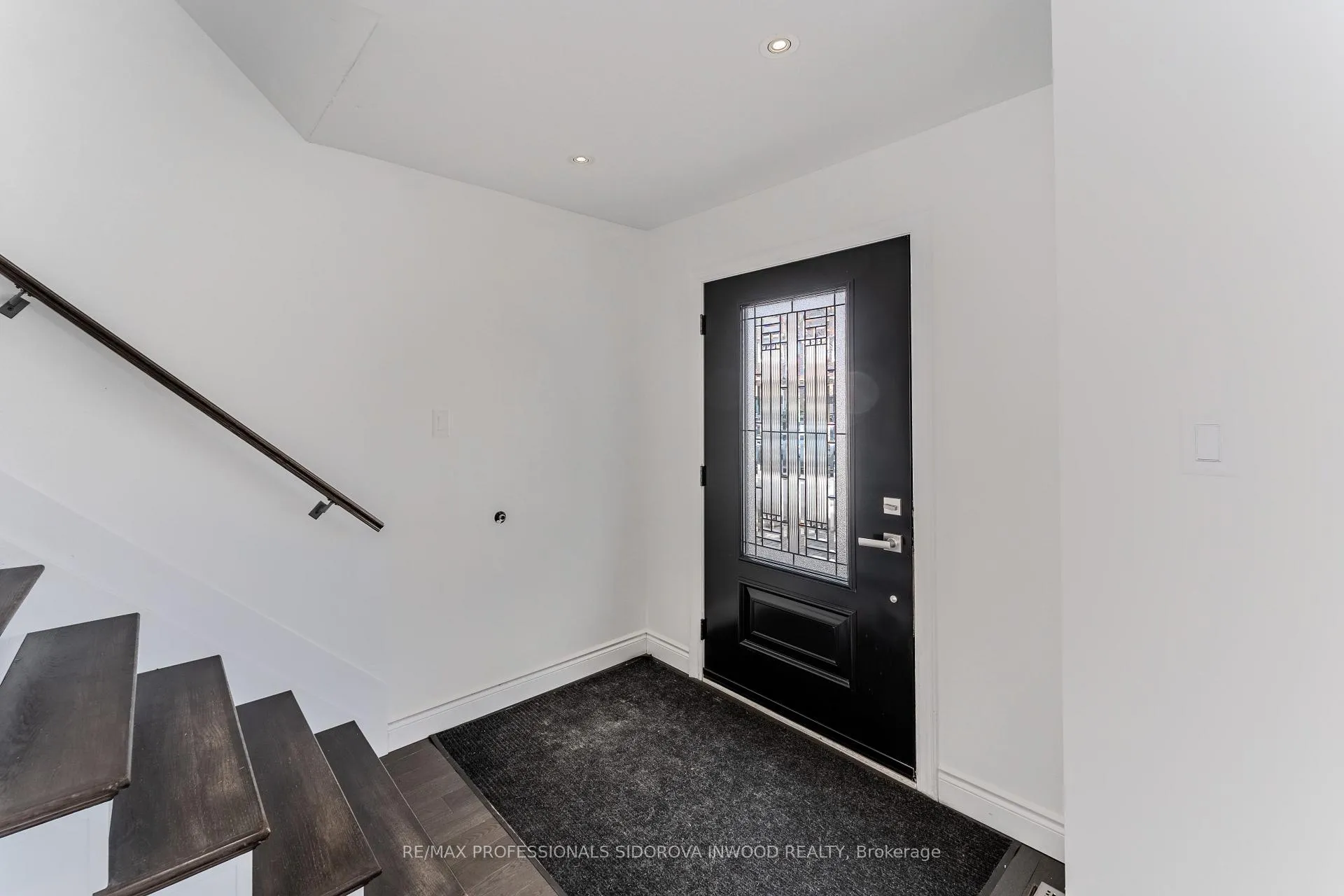 Photo 36 of 2218 Bluegrass Lane, Burlington, Orchard — HOMEH