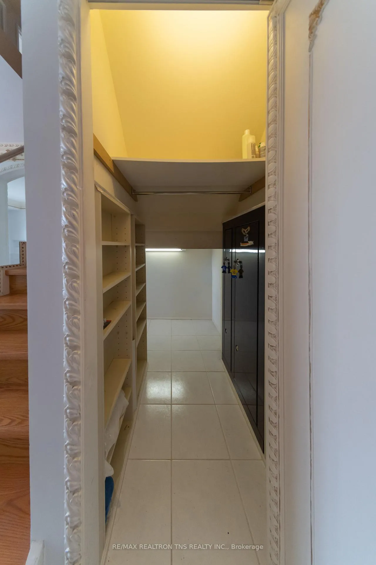 Photo 2 of Unit Ph1, 135 Pond Drive, Markham, Commerce Valley — HOMEH