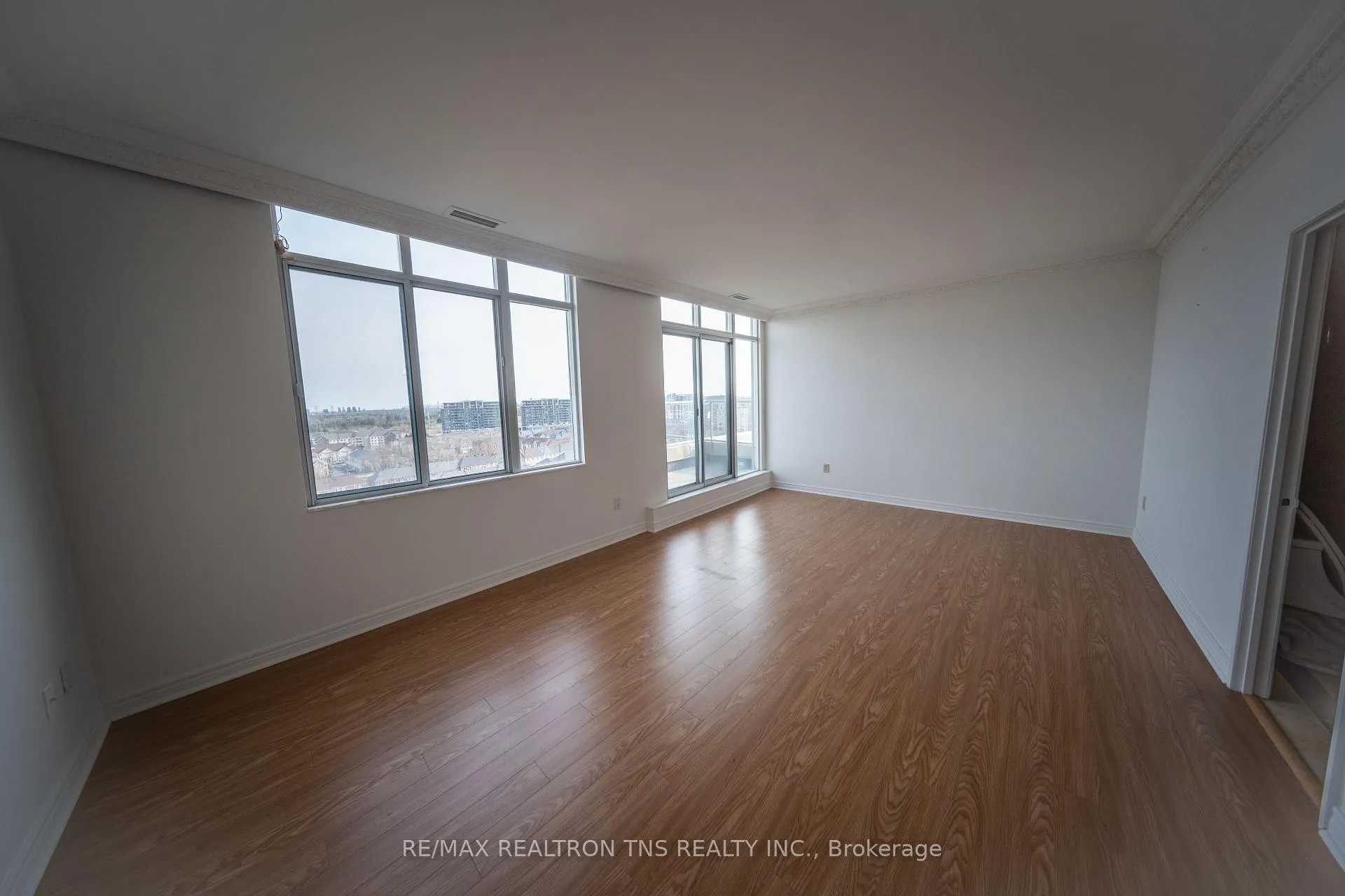 Photo 35 of Unit Ph1, 135 Pond Drive, Markham, Commerce Valley — HOMEH