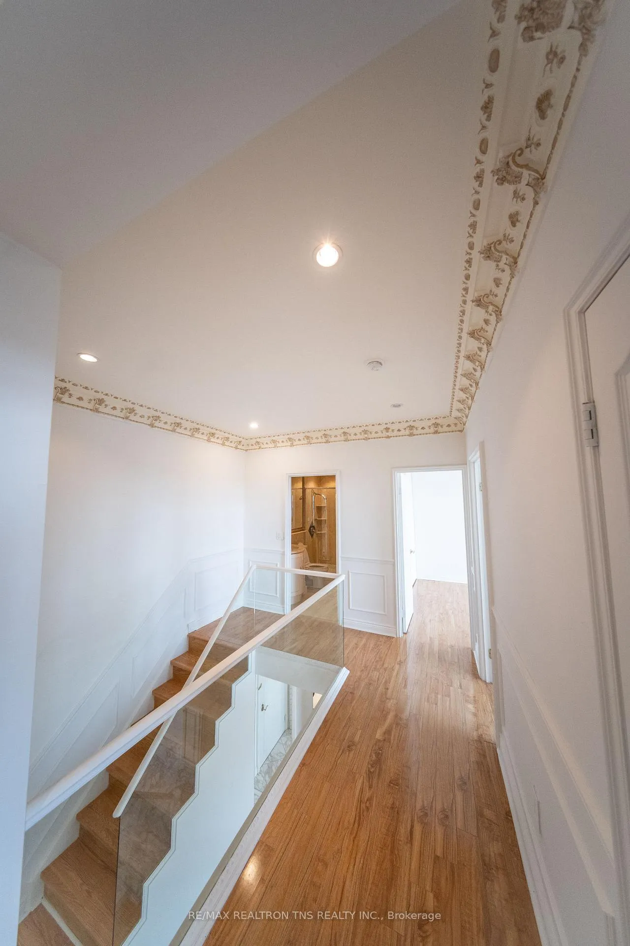 Photo 37 of Unit Ph1, 135 Pond Drive, Markham, Commerce Valley — HOMEH