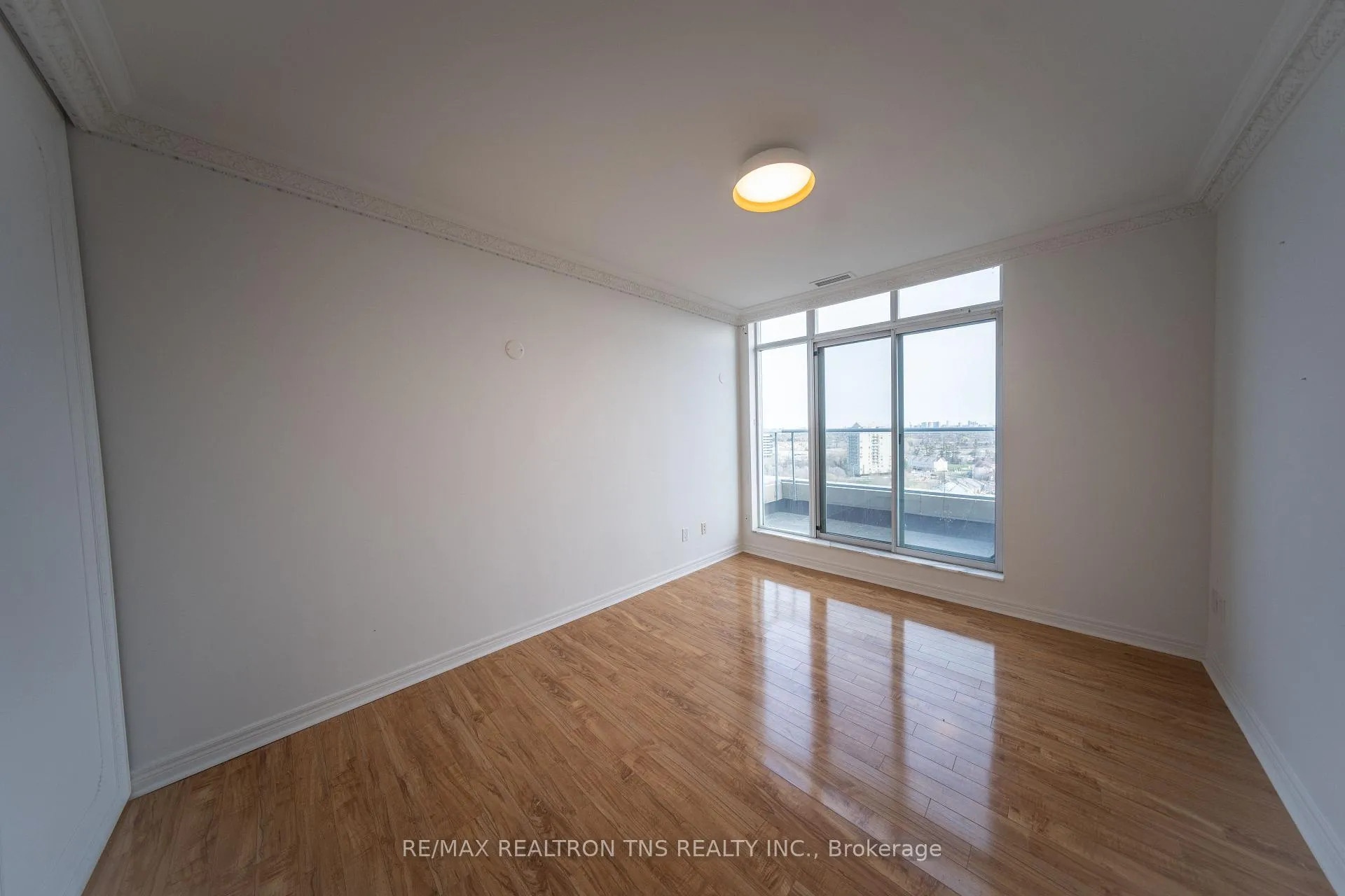 Photo 40 of Unit Ph1, 135 Pond Drive, Markham, Commerce Valley — HOMEH